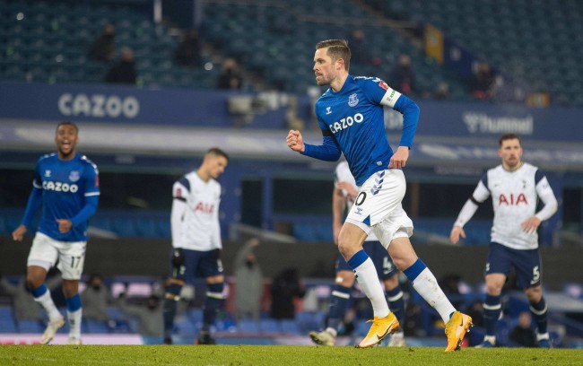 与近年来中 与近年来中